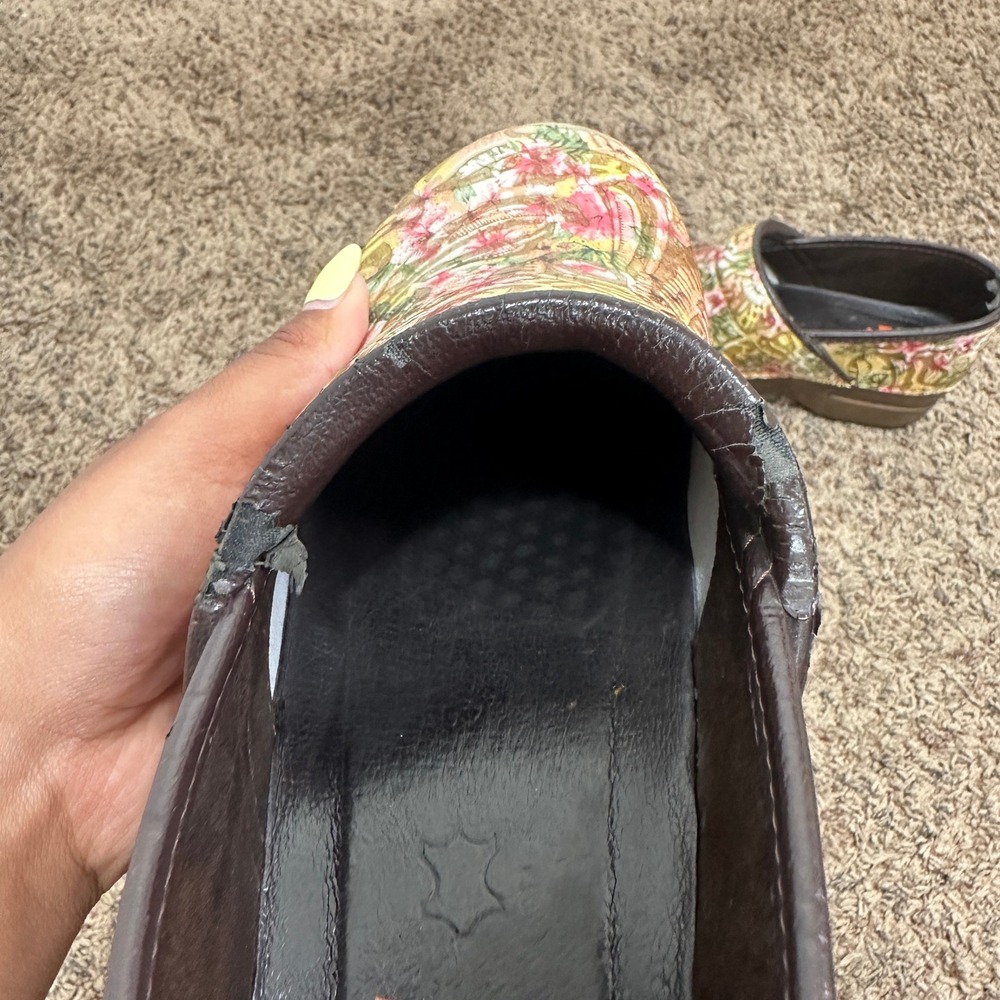 Dansko Professional XP Clogs Floral Tooled Leather Slip Resistant 40/9.5 READ - Picture 6 of 9
